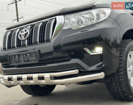 Черный Тойота Ленд Крузер Прадо, объемом двигателя 2.76 л и пробегом 21 тыс. км за 51300 $, фото 7 на Automoto.ua