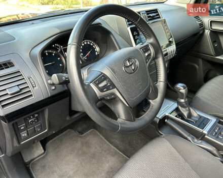 Черный Тойота Ленд Крузер Прадо, объемом двигателя 2.76 л и пробегом 42 тыс. км за 55000 $, фото 4 на Automoto.ua