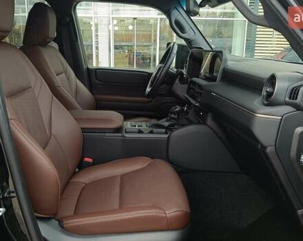 Черный Тойота Ленд Крузер Прадо, объемом двигателя 2.39 л и пробегом 34 тыс. км за 64729 $, фото 5 на Automoto.ua