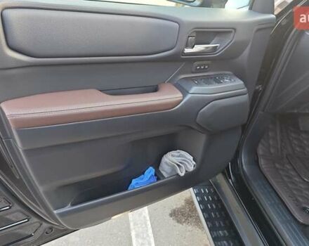 Черный Тойота Ленд Крузер Прадо, объемом двигателя 2.39 л и пробегом 26 тыс. км за 71000 $, фото 17 на Automoto.ua