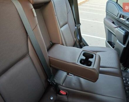 Черный Тойота Ленд Крузер Прадо, объемом двигателя 2.39 л и пробегом 26 тыс. км за 71000 $, фото 48 на Automoto.ua