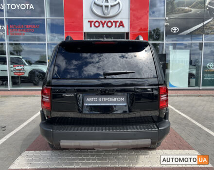 Черный Тойота Ленд Крузер Прадо, объемом двигателя 2.8 л и пробегом 34 тыс. км за 68348 $, фото 5 на Automoto.ua