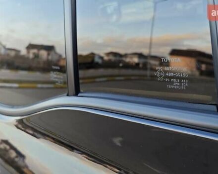 Черный Тойота Ленд Крузер Прадо, объемом двигателя 2.39 л и пробегом 26 тыс. км за 71000 $, фото 72 на Automoto.ua