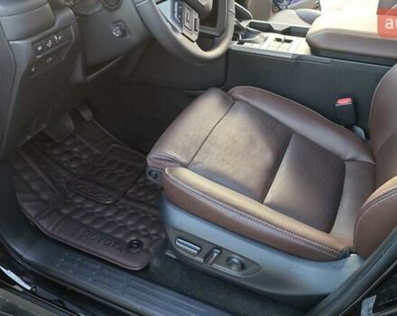 Черный Тойота Ленд Крузер Прадо, объемом двигателя 2.39 л и пробегом 26 тыс. км за 71000 $, фото 19 на Automoto.ua