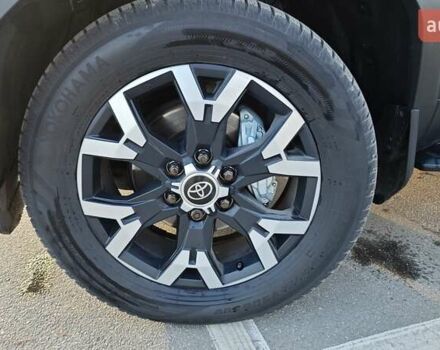 Черный Тойота Ленд Крузер Прадо, объемом двигателя 2.39 л и пробегом 26 тыс. км за 71000 $, фото 64 на Automoto.ua