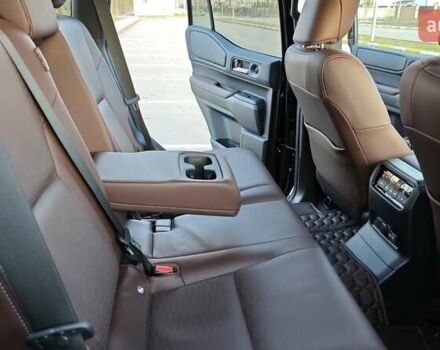 Черный Тойота Ленд Крузер Прадо, объемом двигателя 2.39 л и пробегом 26 тыс. км за 71000 $, фото 47 на Automoto.ua