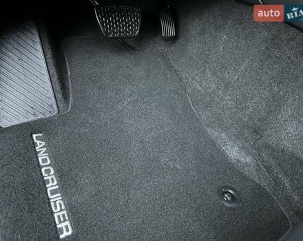 Черный Тойота Ленд Крузер Прадо, объемом двигателя 2.8 л и пробегом 9 тыс. км за 68900 $, фото 33 на Automoto.ua