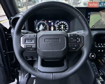 Черный Тойота Ленд Крузер Прадо, объемом двигателя 2.8 л и пробегом 9 тыс. км за 68900 $, фото 36 на Automoto.ua