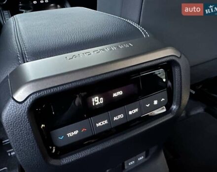 Черный Тойота Ленд Крузер Прадо, объемом двигателя 2.8 л и пробегом 9 тыс. км за 68900 $, фото 67 на Automoto.ua