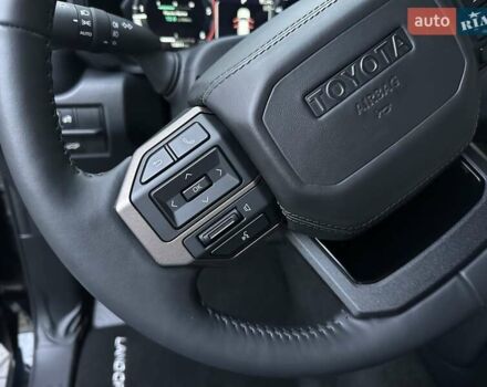 Черный Тойота Ленд Крузер Прадо, объемом двигателя 2.8 л и пробегом 9 тыс. км за 68900 $, фото 37 на Automoto.ua