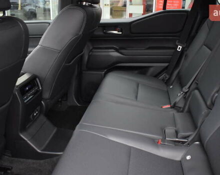 Черный Тойота Ленд Крузер Прадо, объемом двигателя 2.8 л и пробегом 1 тыс. км за 70500 $, фото 10 на Automoto.ua