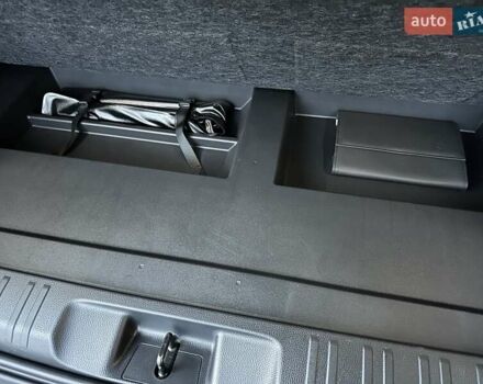 Черный Тойота Ленд Крузер Прадо, объемом двигателя 2.8 л и пробегом 9 тыс. км за 68900 $, фото 76 на Automoto.ua