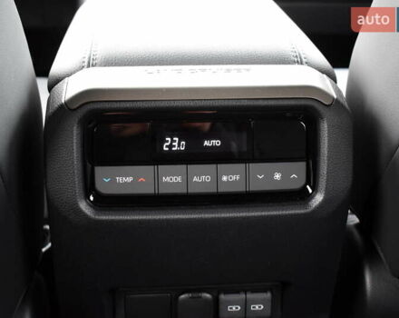 Черный Тойота Ленд Крузер Прадо, объемом двигателя 2.8 л и пробегом 1 тыс. км за 64200 $, фото 29 на Automoto.ua