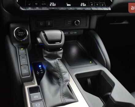 Черный Тойота Ленд Крузер Прадо, объемом двигателя 2.8 л и пробегом 1 тыс. км за 70500 $, фото 26 на Automoto.ua