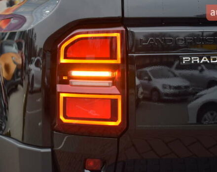 Черный Тойота Ленд Крузер Прадо, объемом двигателя 2.8 л и пробегом 1 тыс. км за 70500 $, фото 32 на Automoto.ua