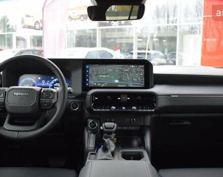 Черный Тойота Ленд Крузер Прадо, объемом двигателя 2.8 л и пробегом 1 тыс. км за 70500 $, фото 7 на Automoto.ua