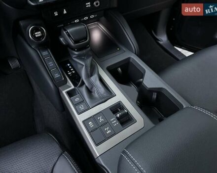 Черный Тойота Ленд Крузер Прадо, объемом двигателя 2.8 л и пробегом 9 тыс. км за 68900 $, фото 41 на Automoto.ua