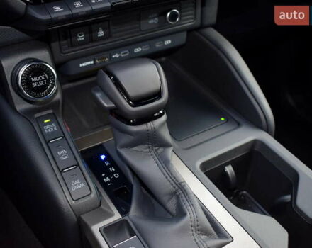 Черный Тойота Ленд Крузер Прадо, объемом двигателя 2.8 л и пробегом 1 тыс. км за 64200 $, фото 24 на Automoto.ua