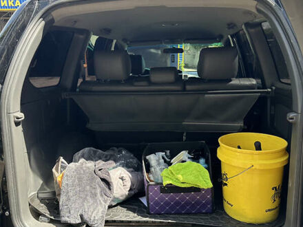 Черный Тойота Ленд Крузер Прадо, объемом двигателя 4 л и пробегом 296 тыс. км за 15900 $, фото 1 на Automoto.ua