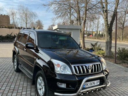Тойота Ленд Крузер Прадо 2007 в Ровно на Automoto.ua Черный Тойота Ленд Крузер Прадо, объемом двигателя 4 л и пробегом 267 тыс. км за 14300 $, фото 1 на Automoto.ua