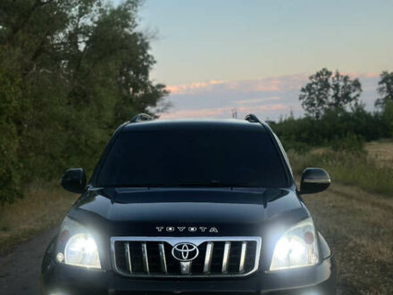 Черный Тойота Ленд Крузер Прадо, объемом двигателя 4 л и пробегом 200 тыс. км за 16500 $, фото 1 на Automoto.ua