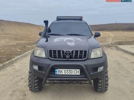 Тойота Ленд Крузер Прадо 2008 в Ровно на Automoto.ua Черный Тойота Ленд Крузер Прадо, объемом двигателя 3.96 л и пробегом 270 тыс. км за 20000 $, фото 1 на Automoto.ua
