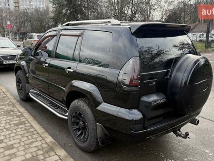 Черный Тойота Ленд Крузер Прадо, объемом двигателя 3.96 л и пробегом 330 тыс. км за 16000 $, фото 1 на Automoto.ua