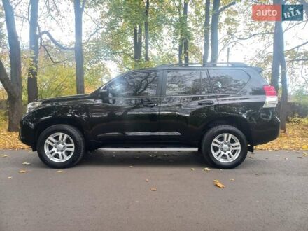 Тойота Ленд Крузер Прадо 2010 в Красноград на Automoto.ua Черный Тойота Ленд Крузер Прадо, объемом двигателя 4 л и пробегом 130 тыс. км за 25500 $, фото 1 на Automoto.ua