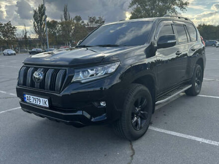 Тойота Ленд Крузер Прадо 2019 в Днепре (Днепропетровске) на Automoto.ua Черный Тойота Ленд Крузер Прадо, объемом двигателя 3.96 л и пробегом 130 тыс. км за 42000 $, фото 1 на Automoto.ua