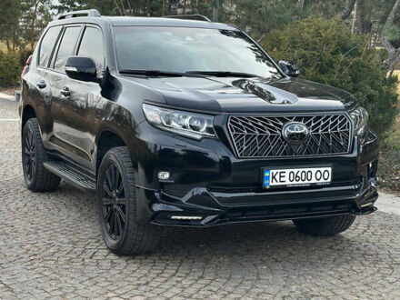 Тойота Ленд Крузер Прадо 2020 в Днепре (Днепропетровске) на Automoto.ua Черный Тойота Ленд Крузер Прадо, объемом двигателя 4 л и пробегом 124 тыс. км за 46500 $, фото 1 на Automoto.ua