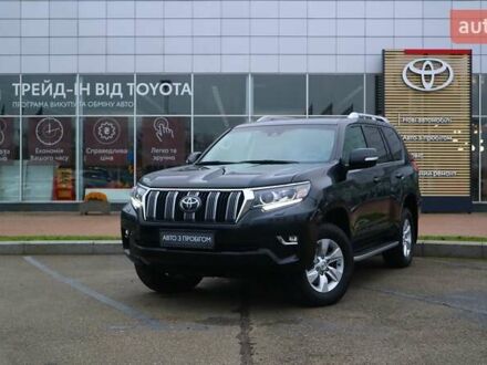 Черный Тойота Ленд Крузер Прадо, объемом двигателя 4 л и пробегом 164 тыс. км за 37768 $, фото 1 на Automoto.ua