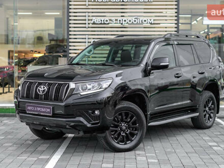 Черный Тойота Ленд Крузер Прадо, объемом двигателя 3.96 л и пробегом 31 тыс. км за 43948 $, фото 1 на Automoto.ua