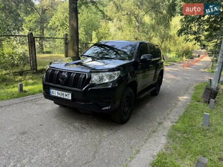 Тойота Ленд Крузер Прадо 2021 в Киеве на Automoto.ua Черный Тойота Ленд Крузер Прадо, объемом двигателя 2.8 л и пробегом 42 тыс. км за 39700 $, фото 1 на Automoto.ua