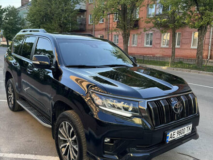 Тойота Ленд Крузер Прадо 2022 у Дніпро (Дніпропетровську) на Automoto.ua Чорний Тойота Ленд Крузер Прадо, об'ємом двигуна 3.96 л та пробігом 100 тис. км за 47900 $, фото 1 на Automoto.ua