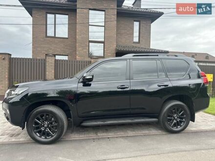 Тойота Ленд Крузер Прадо 2023 в Киеве на Automoto.ua Черный Тойота Ленд Крузер Прадо, объемом двигателя 2.76 л и пробегом 31 тыс. км за 52500 $, фото 1 на Automoto.ua