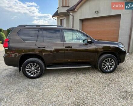 Коричневый Тойота Ленд Крузер Прадо, объемом двигателя 2.8 л и пробегом 172 тыс. км за 47000 $, фото 7 на Automoto.ua
