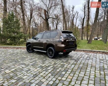 Коричневый Тойота Ленд Крузер Прадо, объемом двигателя 3.96 л и пробегом 37 тыс. км за 46999 $, фото 64 на Automoto.ua
