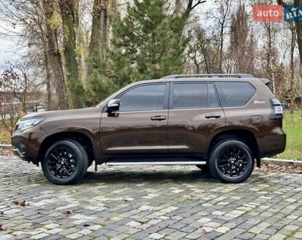 Коричневый Тойота Ленд Крузер Прадо, объемом двигателя 3.96 л и пробегом 37 тыс. км за 46999 $, фото 40 на Automoto.ua