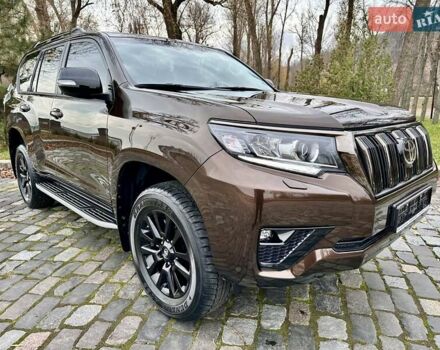 Коричневый Тойота Ленд Крузер Прадо, объемом двигателя 3.96 л и пробегом 37 тыс. км за 46999 $, фото 4 на Automoto.ua