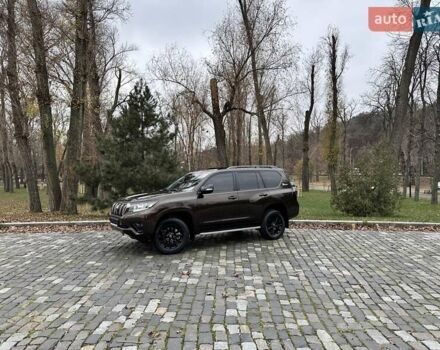 Коричневый Тойота Ленд Крузер Прадо, объемом двигателя 3.96 л и пробегом 37 тыс. км за 46999 $, фото 37 на Automoto.ua