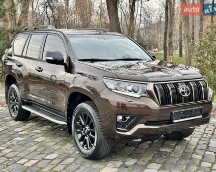 Коричневый Тойота Ленд Крузер Прадо, объемом двигателя 3.96 л и пробегом 37 тыс. км за 46999 $, фото 3 на Automoto.ua