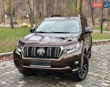 Коричневый Тойота Ленд Крузер Прадо, объемом двигателя 3.96 л и пробегом 37 тыс. км за 46999 $, фото 48 на Automoto.ua