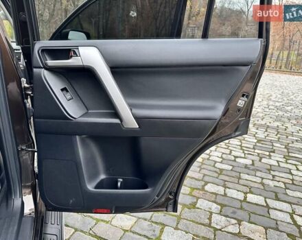 Коричневый Тойота Ленд Крузер Прадо, объемом двигателя 3.96 л и пробегом 37 тыс. км за 46999 $, фото 132 на Automoto.ua