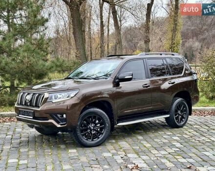 Коричневый Тойота Ленд Крузер Прадо, объемом двигателя 3.96 л и пробегом 37 тыс. км за 46999 $, фото 43 на Automoto.ua