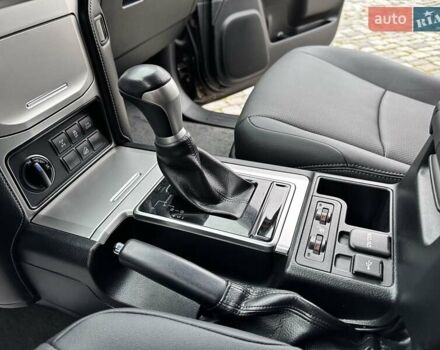 Коричневый Тойота Ленд Крузер Прадо, объемом двигателя 3.96 л и пробегом 37 тыс. км за 46999 $, фото 105 на Automoto.ua