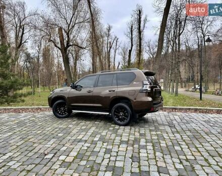 Коричневый Тойота Ленд Крузер Прадо, объемом двигателя 3.96 л и пробегом 37 тыс. км за 46999 $, фото 66 на Automoto.ua