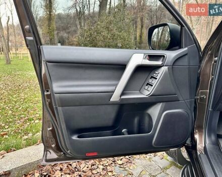 Коричневый Тойота Ленд Крузер Прадо, объемом двигателя 3.96 л и пробегом 37 тыс. км за 46999 $, фото 129 на Automoto.ua