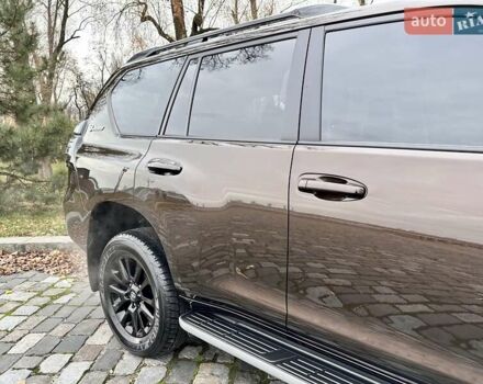 Коричневый Тойота Ленд Крузер Прадо, объемом двигателя 3.96 л и пробегом 37 тыс. км за 46999 $, фото 13 на Automoto.ua