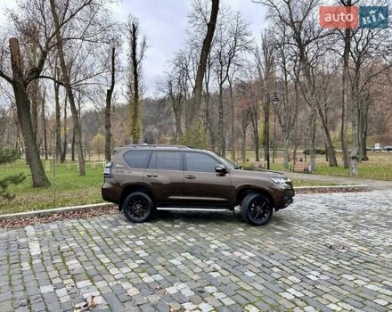 Коричневый Тойота Ленд Крузер Прадо, объемом двигателя 3.96 л и пробегом 37 тыс. км за 46999 $, фото 8 на Automoto.ua