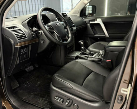 Коричневый Тойота Ленд Крузер Прадо, объемом двигателя 3.96 л и пробегом 42 тыс. км за 49000 $, фото 8 на Automoto.ua